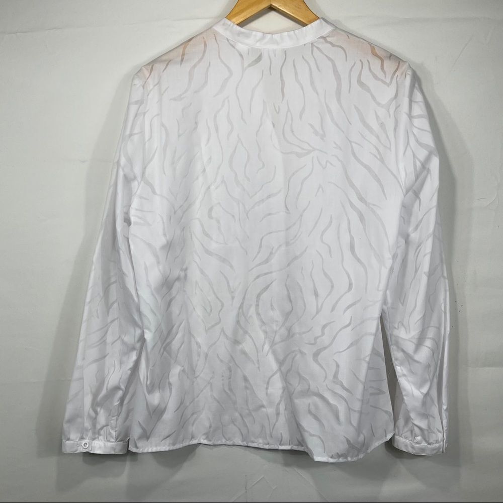 Emma James tucks lace trim long sleeve Shirt - Picture 10 of 14
